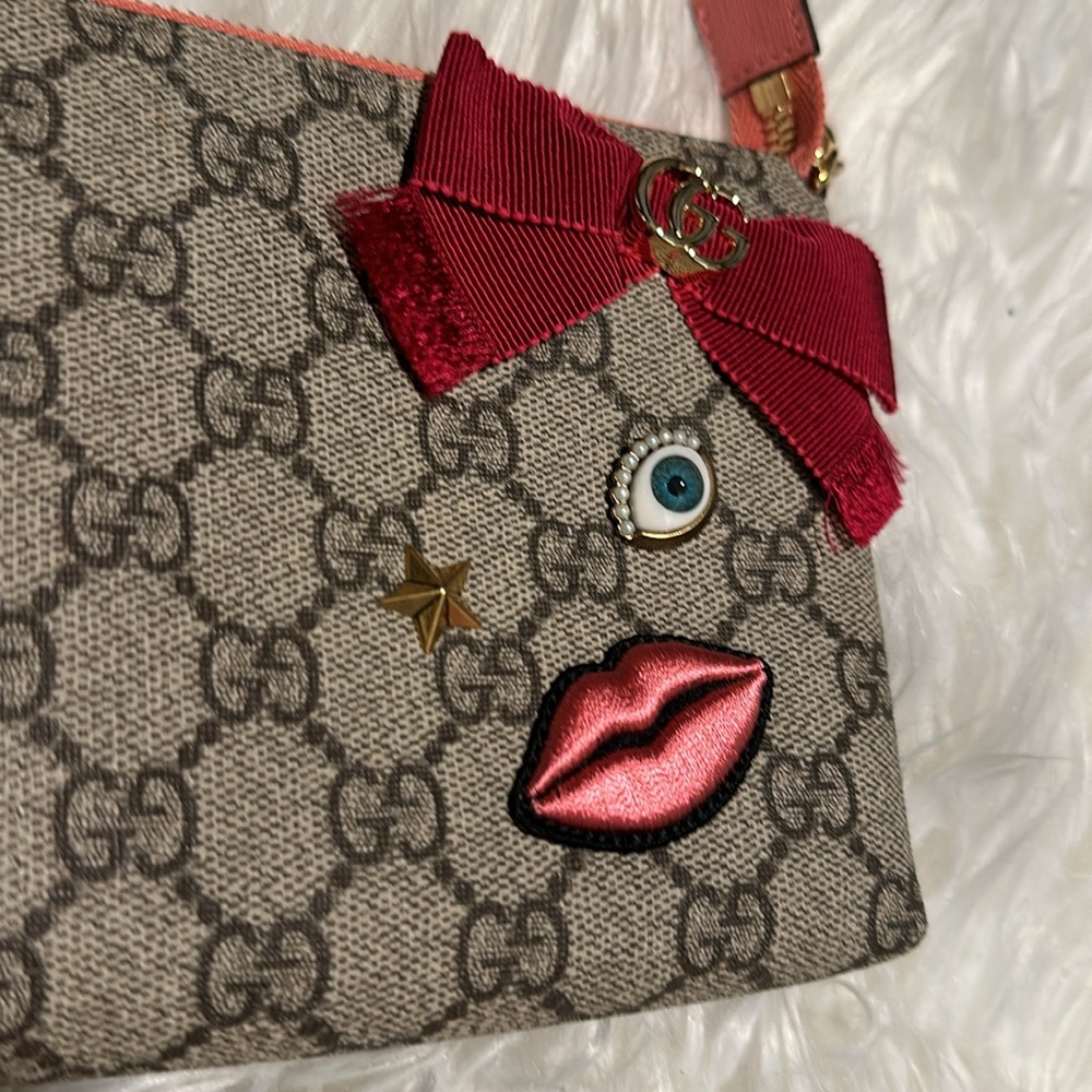 Brand New Pristine Gucci Circus Chain Wristlet Wallet GG Coated Canvas Applique - Picture 2 of 7